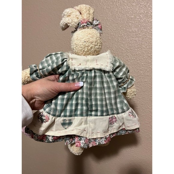 Handmade “Bunny Love” Bunny with 3 Babies On Cloths-pins - Picture 3 of 4